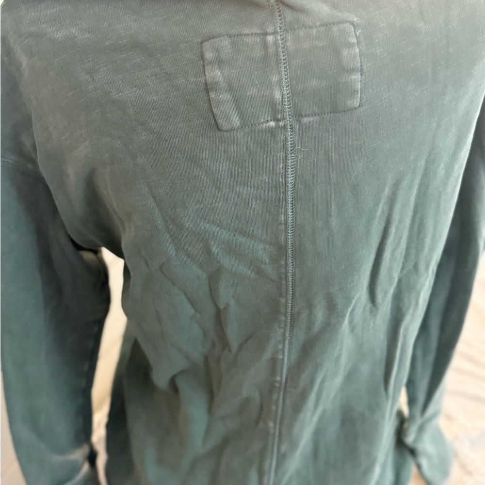 Women's Green Sweater - Picture 8 of 10